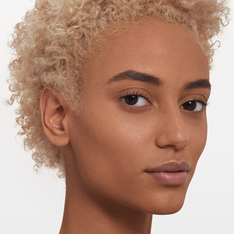 Self-Refreshing Foundation, Sunstone