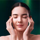 Crème pour les yeux éclat ultime à base du légendaire Enmei Future Solution LX,