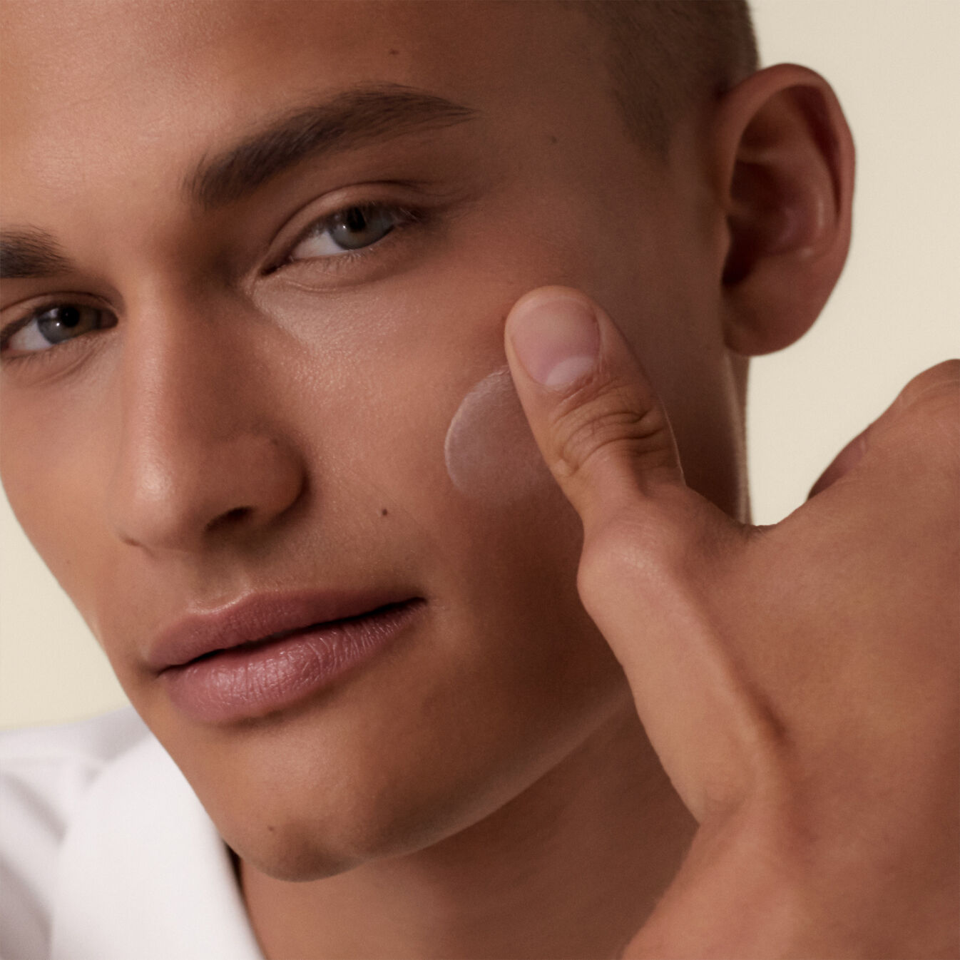 Oil-Free Sunscreen SPF 42, 