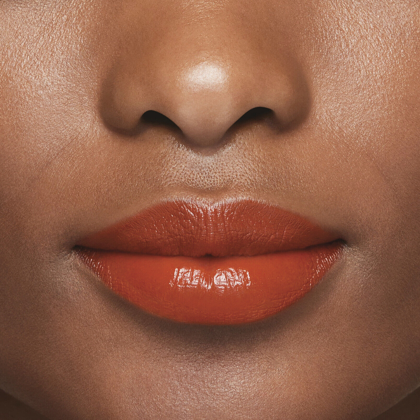 TechnoSatin Gel Lipstick, Upload