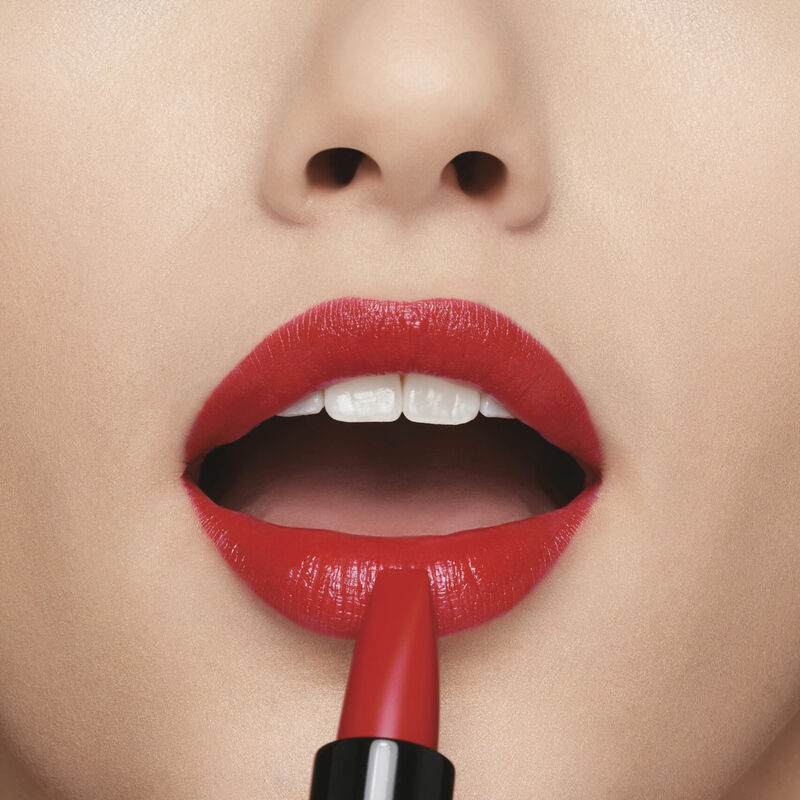 Rouge à lèvres TechnoSatin Gel, Short Circuit