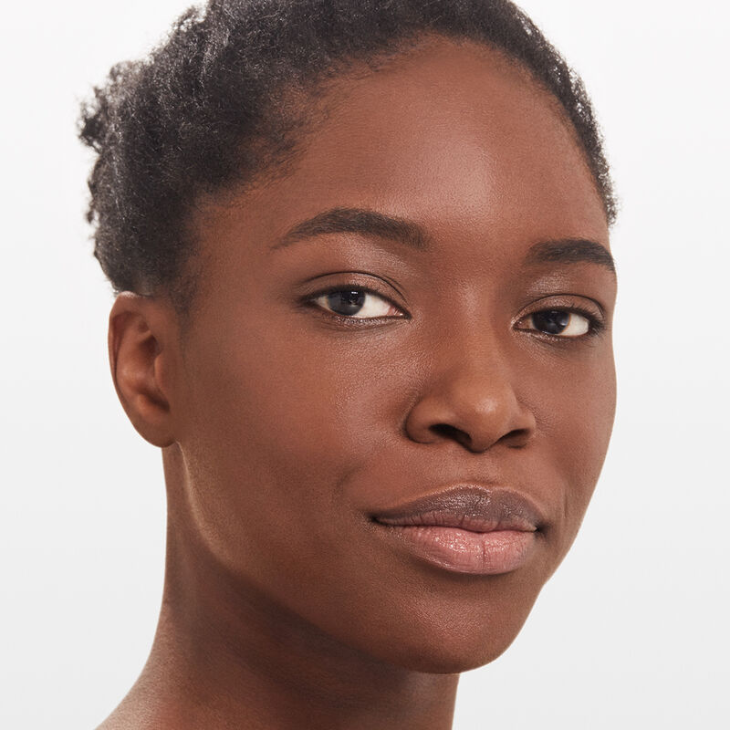 Self-Refreshing Foundation, Henna