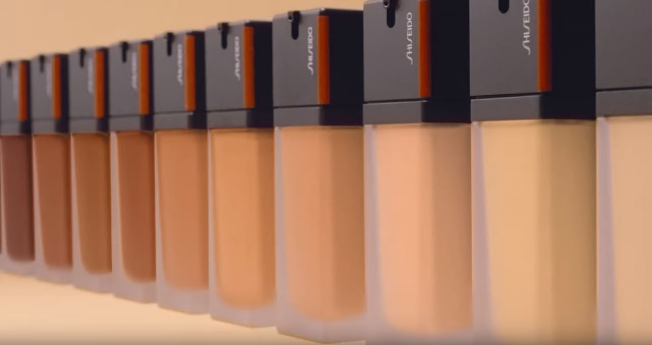 Synchro Skin Self-Refreshing Foundation Video Synchro Skin Self-Refreshing Foundation