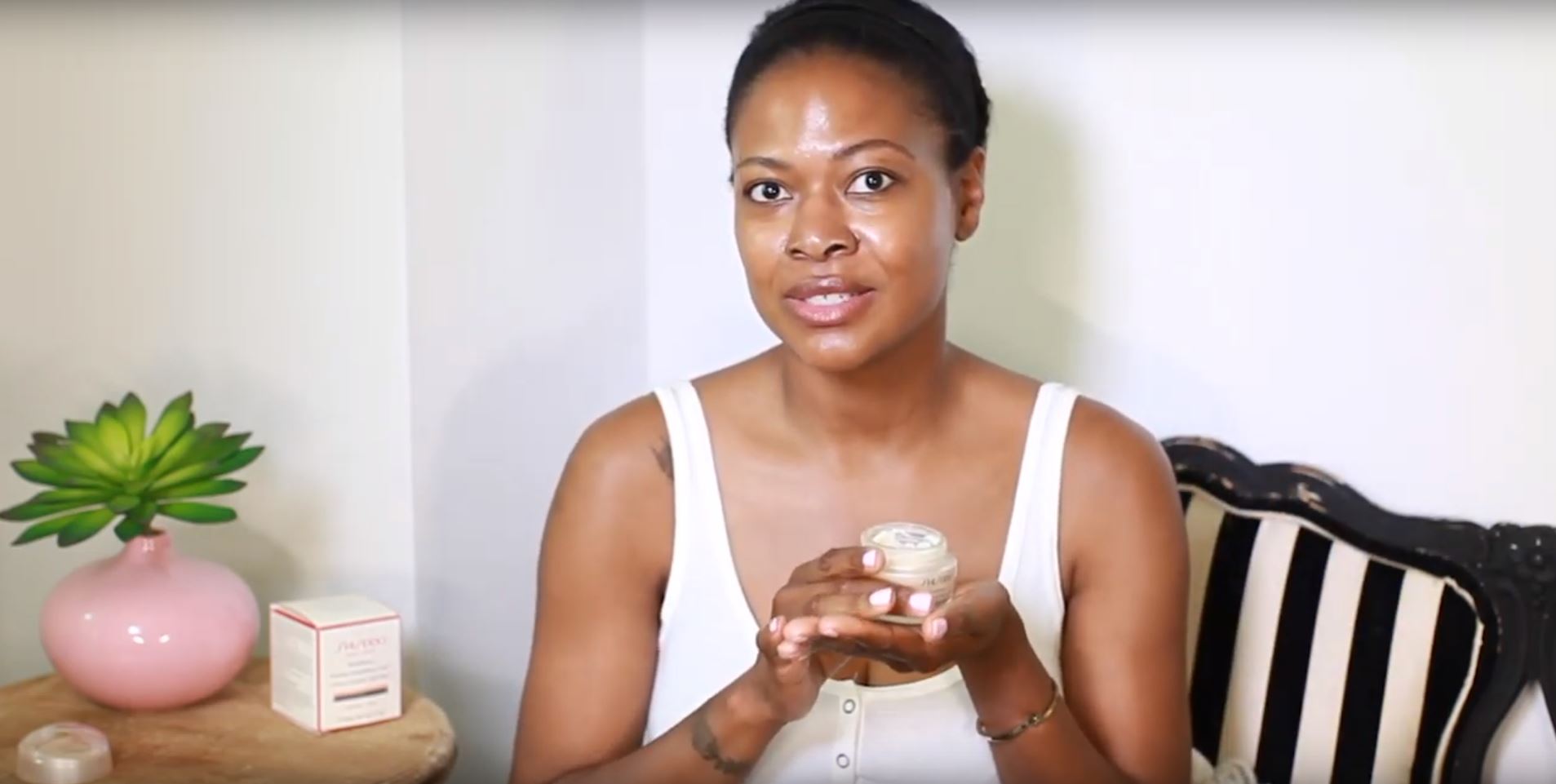 Felicia Walker Review: Wrinkle Smoothing Cream Video https://youtu.be/xMJE8KUgaJQ
